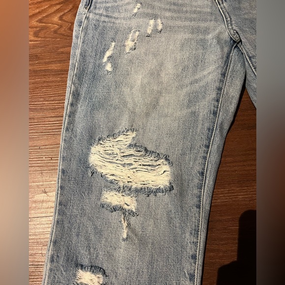 GAP Ripped Jeans - Picture 3 of 7